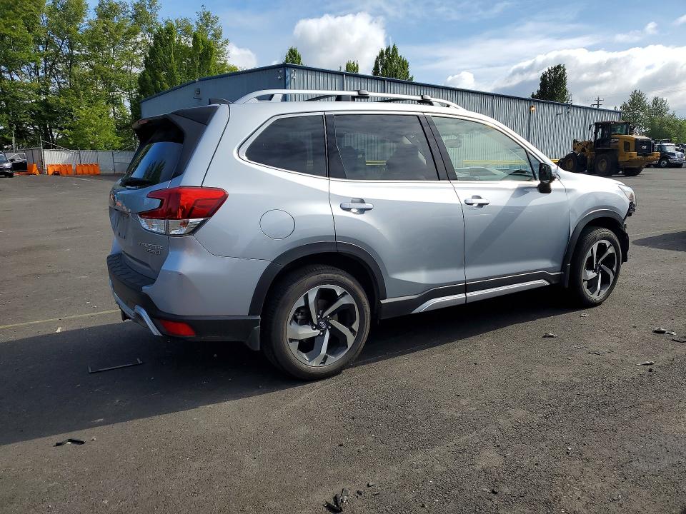 2024 Subaru Forester VIN JF2SKAMC2RH513361 COPART salvage auction — FRONT END, Or - Salvage Title Certificate, sold $8,900 on 2026-07-15 (photo 3)
