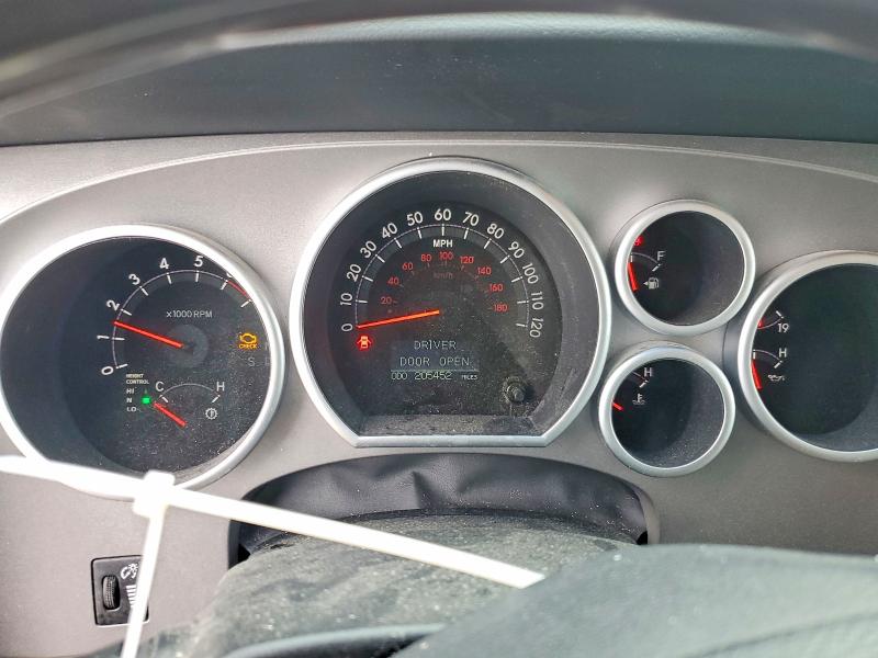 2011 Toyota Sequoia VIN 5TDDW5G16BS054690 COPART salvage auction — FRONT END, Mo - Salvage Certificate Of Title, sold $5,600 on 2026-07-07 (photo 9)