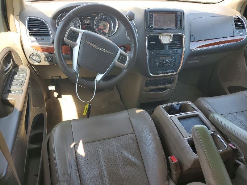 2013 Chrysler Voyager VIN 2C4RC1CG5DR606659 COPART salvage auction — MINOR DENT/SCRATCHES, Id - Salvage Certificate Of Title, sold $550 on 2026-07-21 (photo 8)