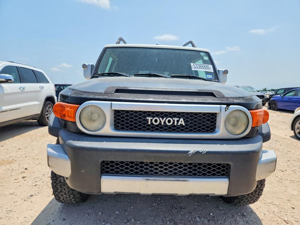 2008 Toyota Fj cruiser VIN JTEBU11F38K049307 COPART salvage auction — HAIL, Tx - Certificate Of Title, sold $3,850 on 2026-07-02 (photo 5)
