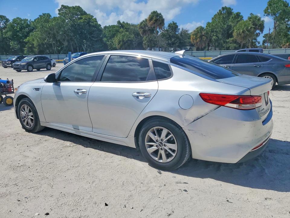 2017 Kia VIN 5XXGT4L3XHG126136 COPART salvage auction — SIDE, FL - CERT OF TITLE SLVG REBUILDABLE, sold $400 on 2026-07-29 (photo 2)