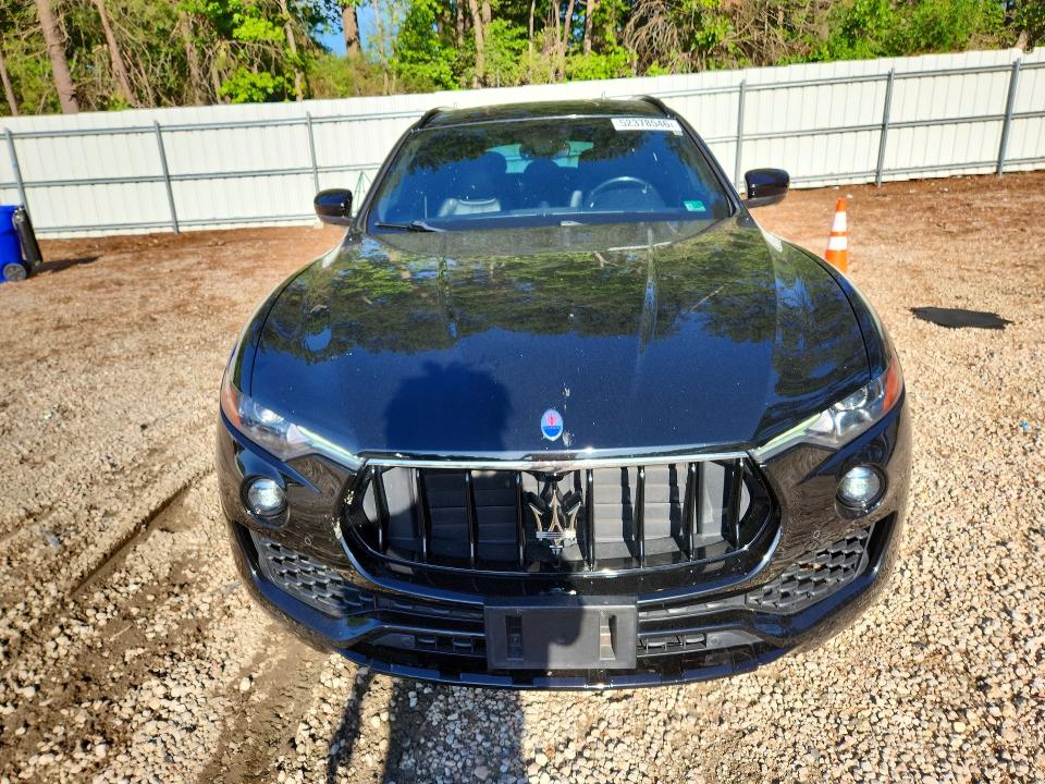 2018 Maserati Levante VIN ZN661XUS0JX298505 COPART salvage auction — WATER/FLOOD, Nc - Salvage Certificate Of Title, sold $9,900 on 2026-07-10 (photo 5)