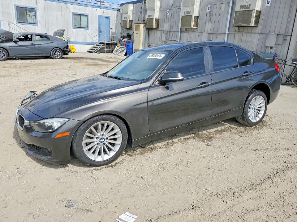 2016 BMW 3er VIN WBA8A9C57GK616964 COPART salvage auction — FRONT END, Ca - Dlr/Dis/Exp Only Salvage Title, sold $650 on 2026-07-06 (photo 1)
