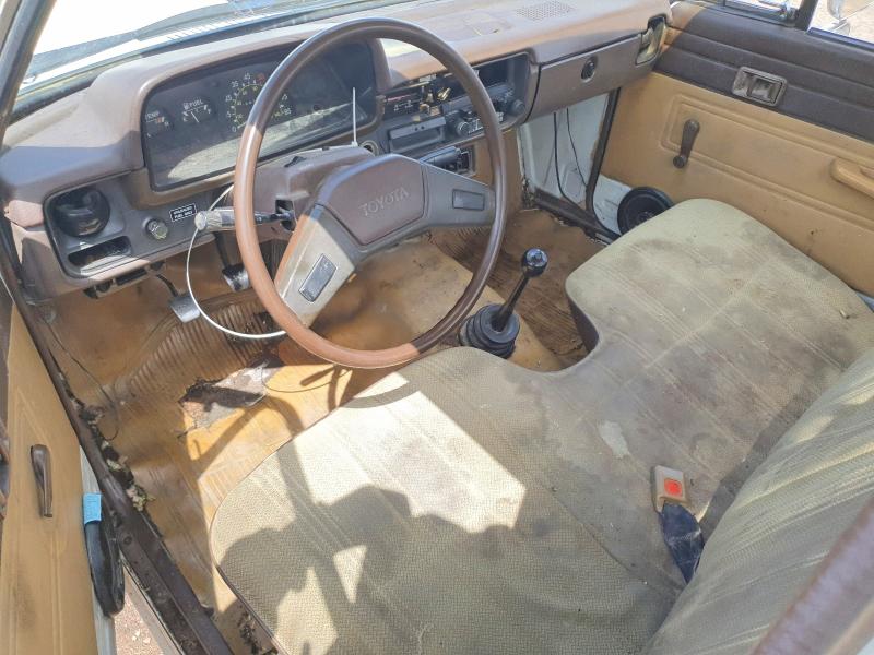 1983 Toyota Pickup VIN JT4RN44D0D1149974 COPART salvage auction — FRONT END, CO - CERTIFICATE OF TITLE, sold $1,750 on 2026-07-27 (photo 8)