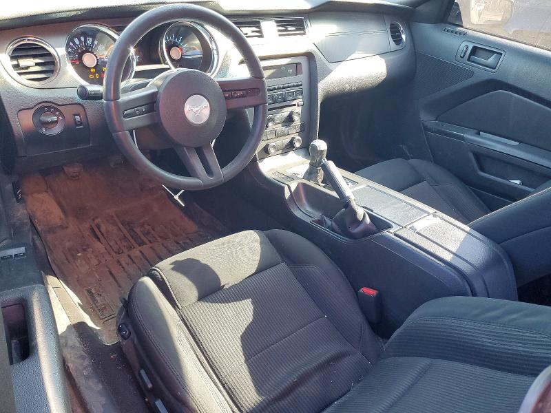 2010 Ford Mustang VIN 1ZVBP8AN2A5133745 COPART salvage auction — NORMAL WEAR, On - Permit No Brand - Unfit, sold $1,050 on 2026-07-03 (photo 8)