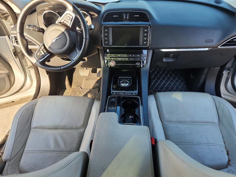 2018 Jaguar F-pace VIN SADCK2FX5JA250387 COPART salvage auction — NORMAL WEAR, La - Certificate Of Title (P), sold $4,400 on 2026-07-29 (photo 8)