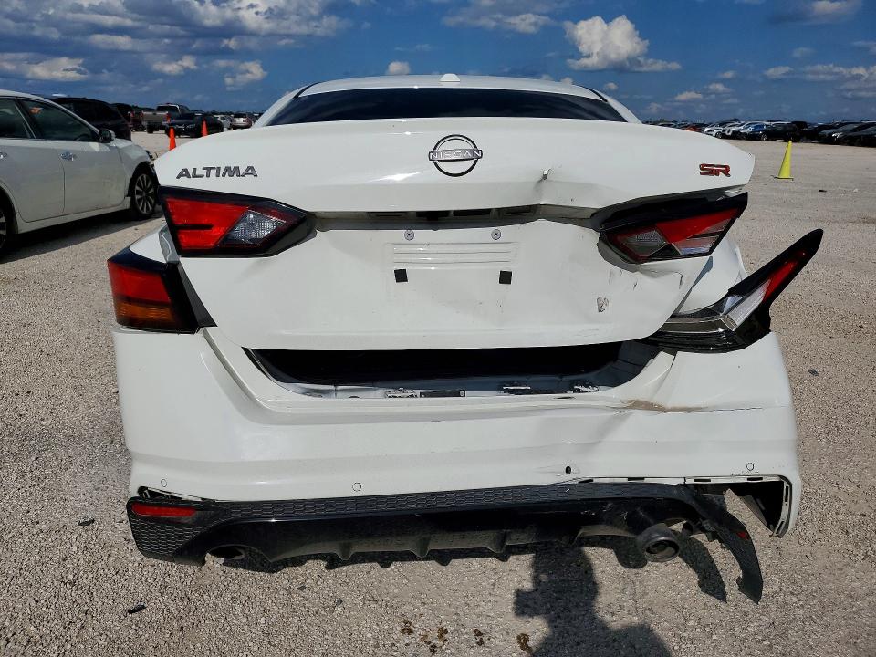 2024 Nissan Altima VIN 1N4BL4CV3RN355989 COPART salvage auction — REAR END, Tx - Salvage Vehicle Title, sold $6,500 on 2026-07-02 (photo 6)