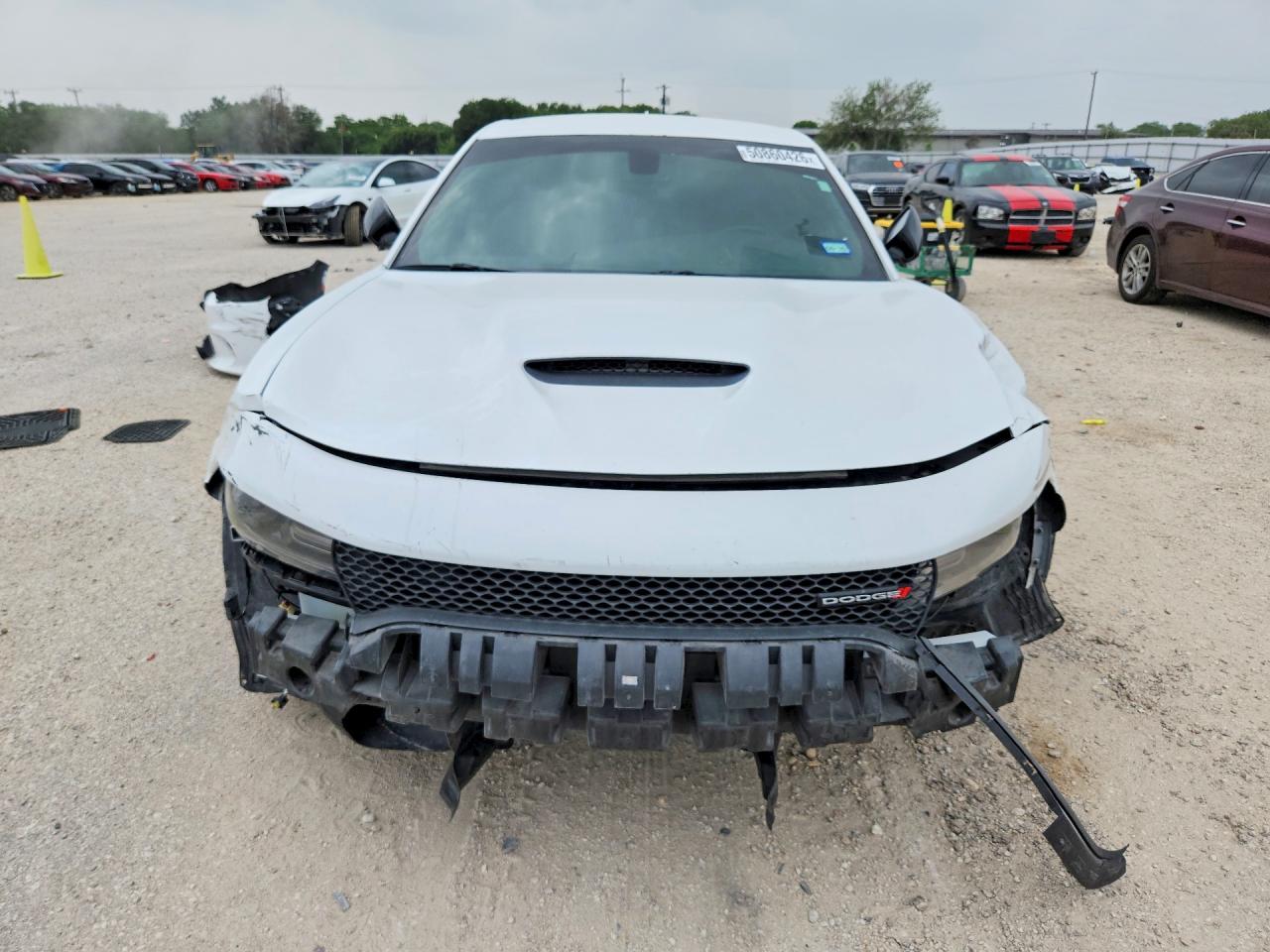 2019 Dodge Charger VIN 2C3CDXHGXKH581845 COPART salvage auction — Front End, TX - SALVAGE VEHICLE TITLE, sold $4,050 on 2026-07-09 (photo 5)