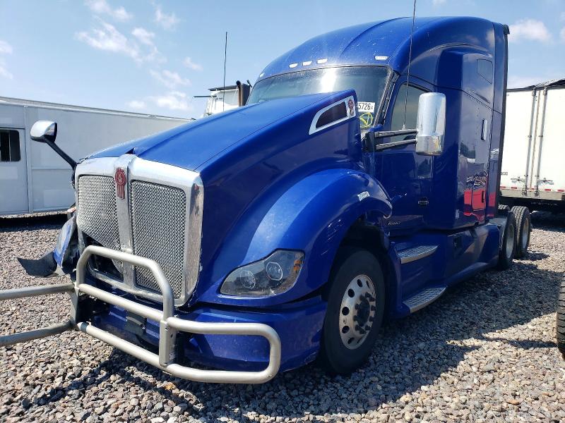 2020 Kenworth Construction VIN 1XKYD49X4LJ354492 COPART salvage auction — FRONT END, IN - CERT OF TITLE-SALVAGE TITLE (P), sold $10,900 on 2026-07-30 (photo 2)