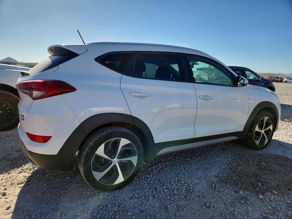 2017 Hyundai Tucson VIN KM8J3CA25HU369594 COPART salvage auction — MINOR DENT/SCRATCHES, Ut - Certificate Of Title (P), sold $3,350 on 2026-07-07 (photo 3)