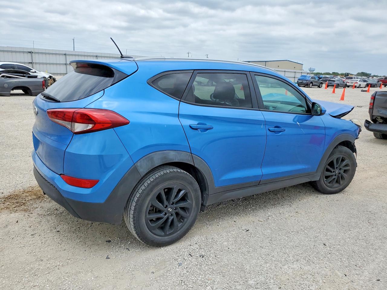 2016 Hyundai Tucson VIN KM8J33A49GU114253 COPART salvage auction — Front End, TX - SALVAGE VEHICLE TITLE, sold $1,650 on 2026-07-09 (photo 3)