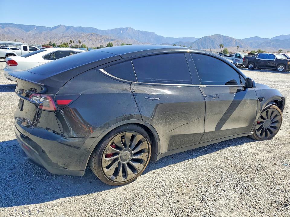 2022 Tesla Model y VIN 7SAYGDEF9NF336843 COPART salvage auction — UNDERCARRIAGE, Ca - Salvage Certificate, sold $7,900 on 2026-07-08 (photo 3)