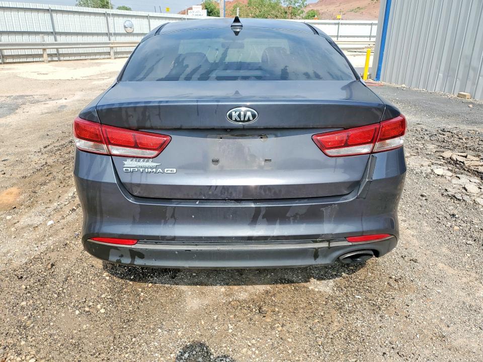 2017 Kia Optima VIN KNAGT4L3XH5131905 COPART salvage auction — NORMAL WEAR, IN - CERTIFICATE OF TITLE, sold $1,000 on 2026-07-09 (photo 6)
