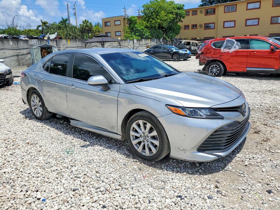 2020 Toyota VIN 4T1C11AK9LU861296 COPART salvage auction — REAR END, FL - CERT OF TITLE SLVG REBUILDABLE, sold $350 on 2026-07-27 (photo 4)