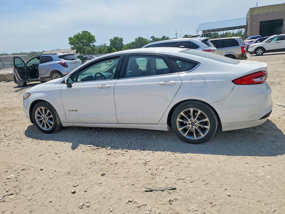 2017 Ford Fusion VIN 3FA6P0UUXHR132882 COPART salvage auction — HAIL, Ks - Cert Of Title-Salvage, sold $850 on 2026-07-09 (photo 2)