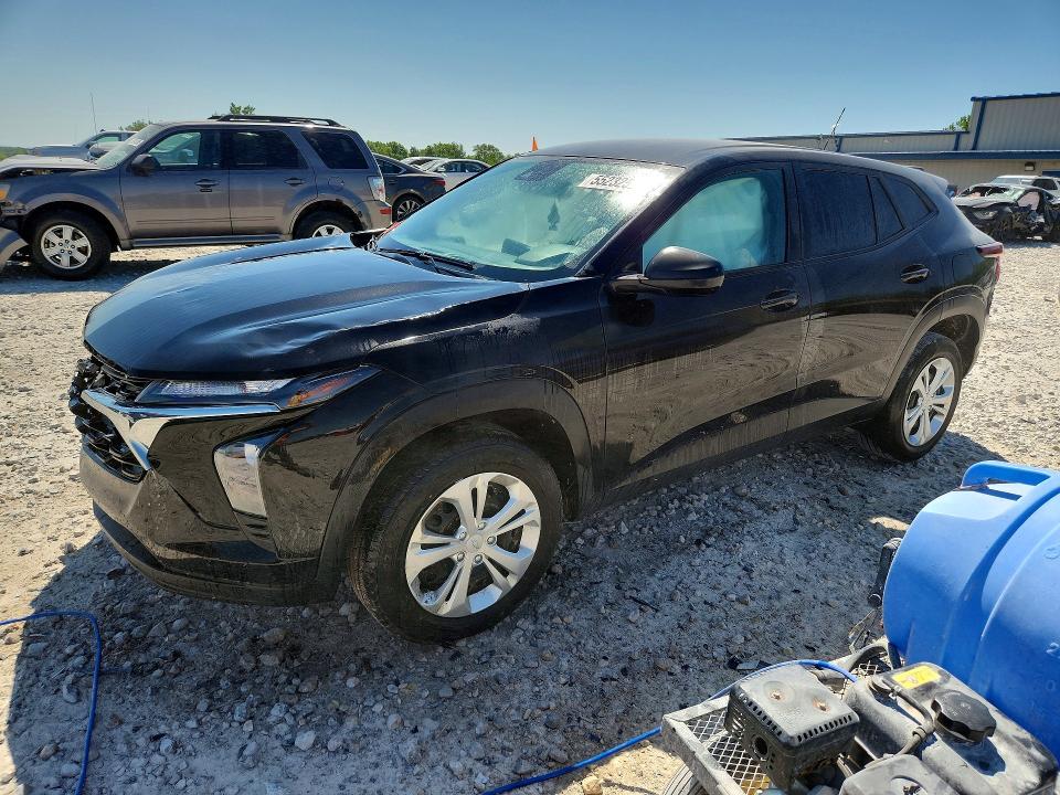2024 Chevrolet Trax VIN KL77LFE21RC034105 COPART salvage auction — FRONT END, Mi - Scrap Certificate Of Title, sold $200 on 2026-07-23 (photo 1)