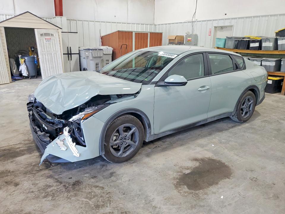 2026 Kia K4 VIN 3KPFT4DE4TE281455 COPART salvage auction — FRONT END, Ny - Mv-907A Salvage Certificate, sold $7,000 on 2026-07-27 (photo 1)