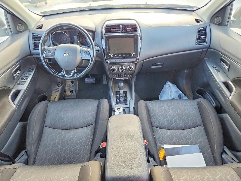 2021 Mitsubishi VIN JA4APVAU3MU017091 COPART salvage auction — WATER/FLOOD, Tx - Salvage Title-Flood Damage, sold $5,500 on 2026-07-10 (photo 8)