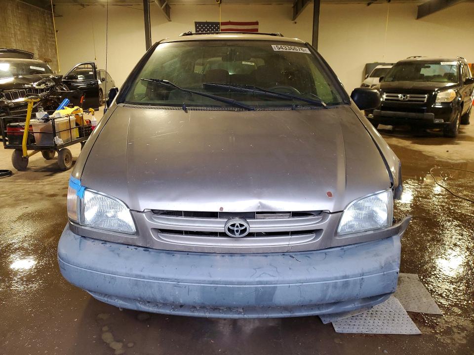 1999 Toyota Sienna VIN 4T3ZF19C0XU131881 COPART salvage auction — FRONT END, Pa - Certificate Of Salvage, sold $225 on 2026-07-06 (photo 5)