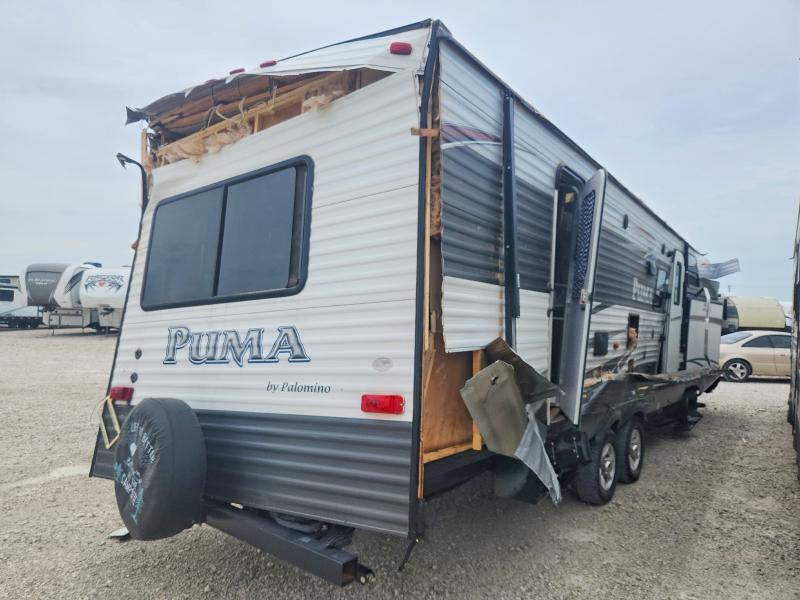 2015 Puma Palomino VIN 4X4TPUF23FP056582 COPART salvage auction — ROLLOVER, TX - SALVAGE VEHICLE TITLE, sold $25 on 2026-07-09 (photo 4)