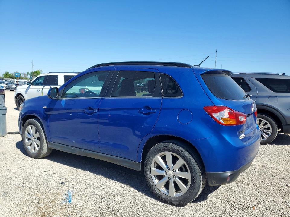 2015 Mitsubishi Outlander VIN 4A4AP4AU3FE057581 COPART salvage auction — HAIL, Ia - Cert Of Title-Salvage Title, sold $80 on 2026-07-29 (photo 2)