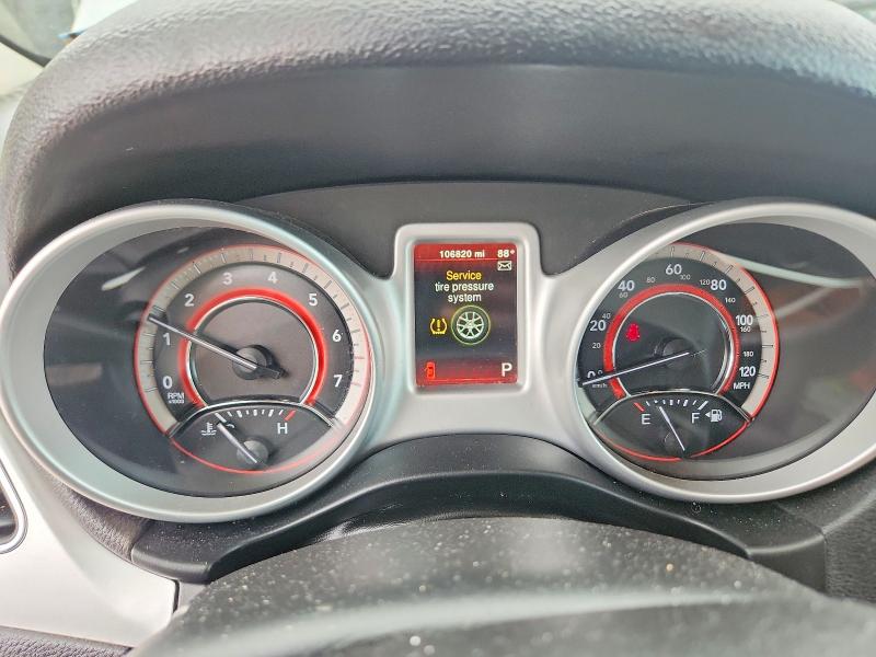 2017 Dodge Journey VIN 3C4PDCBG4HT523373 COPART salvage auction — NORMAL WEAR, NC - DEALER ONLY CLEAN TITLE, sold $2,100 on 2026-07-09 (photo 9)
