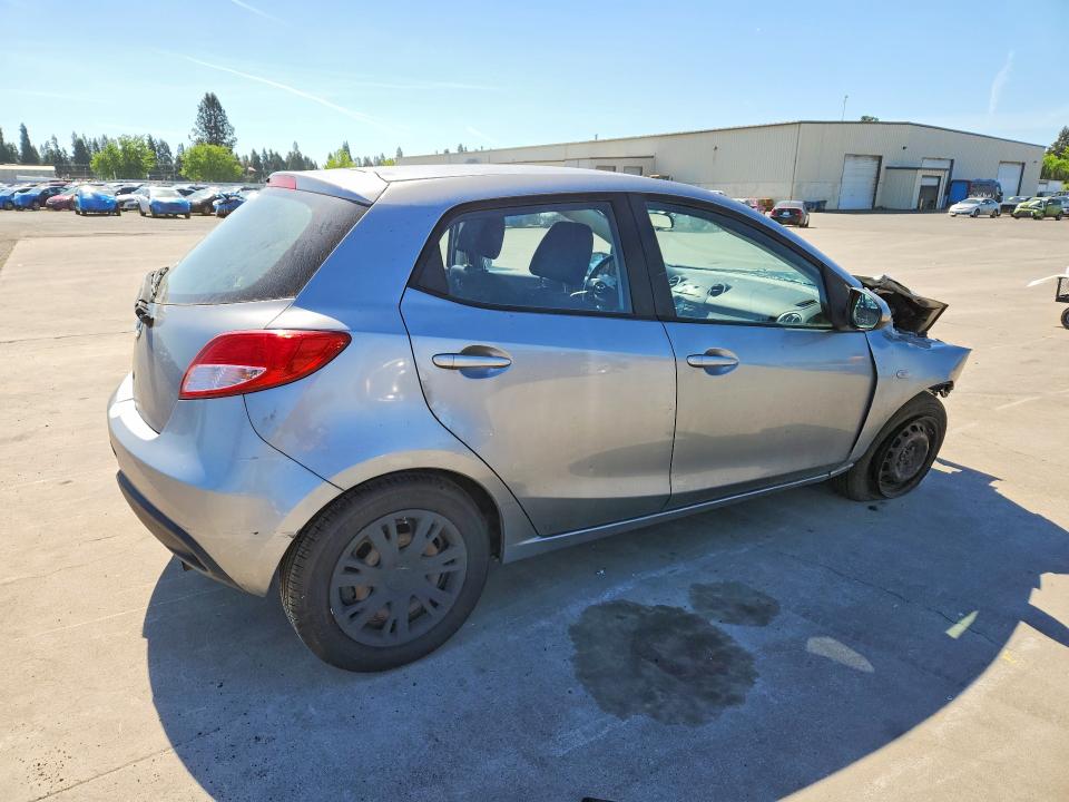 2014 Mazda 2 VIN JM1DE1KZXE0188313 COPART salvage auction — FRONT END, Or - Salvage Title Certificate, sold $175 on 2026-07-20 (photo 3)