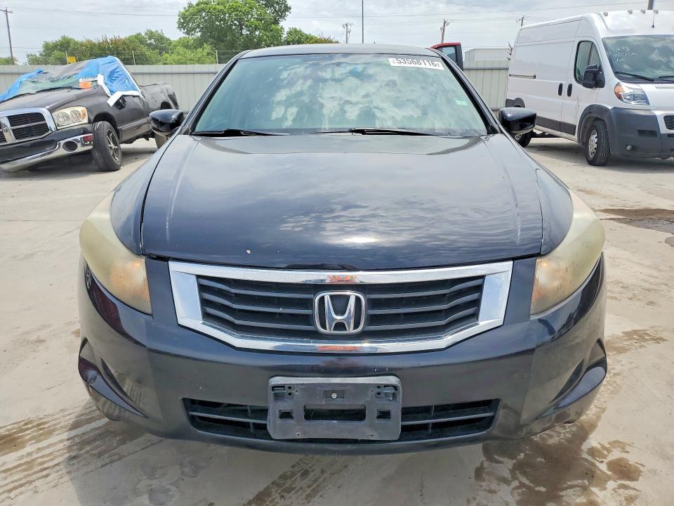 2008 Honda Accord VIN JHMCP26488C026448 COPART salvage auction — HAIL, Tx - Certificate Of Title, sold $1,100 on 2026-07-16 (photo 5)
