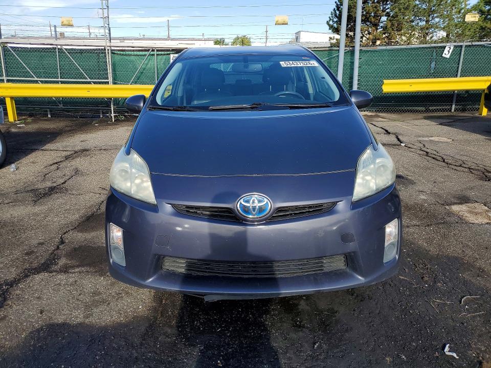2011 Toyota Prius VIN JTDKN3DUXB0325170 COPART salvage auction — MINOR DENT/SCRATCHES, Co - Dis/Dlr/Exp Only Clean Title, sold $625 on 2026-07-07 (photo 5)