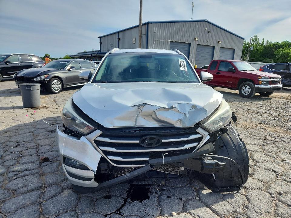 2018 Hyundai Tucson VIN KM8J33A42JU633006 COPART salvage auction — FRONT END, Tn - Salvage Certificate, sold $2,000 on 2026-07-06 (photo 5)