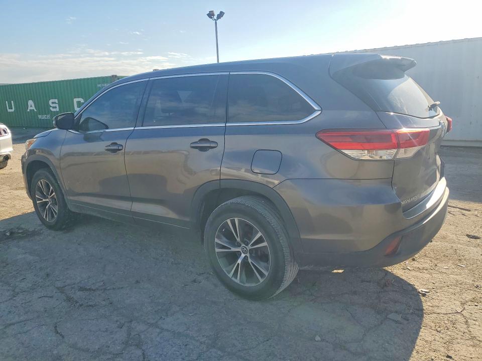 2017 Toyota VIN 5TDZARFH8HS025047 COPART salvage auction — REAR END, In - Cert Of Title-Salvage Title, sold $275 on 2026-07-24 (photo 2)