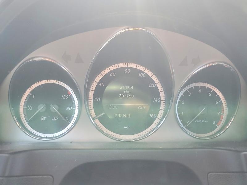 2009 Mercedes-benz C-klasse VIN WDDGF54X19F208289 COPART salvage auction — MINOR DENT/SCRATCHES, Or - Certificate Of Title, sold $500 on 2026-08-13 (photo 9)