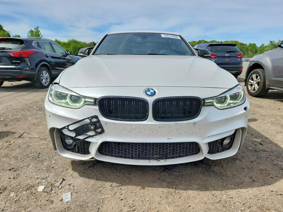 2017 BMW 3 series VIN WBA8D9C3XHA011155 COPART salvage auction — NORMAL WEAR, MA - CERTIFICATE OF TITLE, sold $3,100 on 2026-07-29 (photo 5)