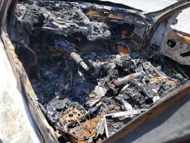 2017 BMW X5 VIN 5UXKR0C50H0V67695 COPART salvage auction — INTERIOR BURN, Nd - Cert Of Title - Salvage Vehicl, sold $150 on 2026-07-31 (photo 8)