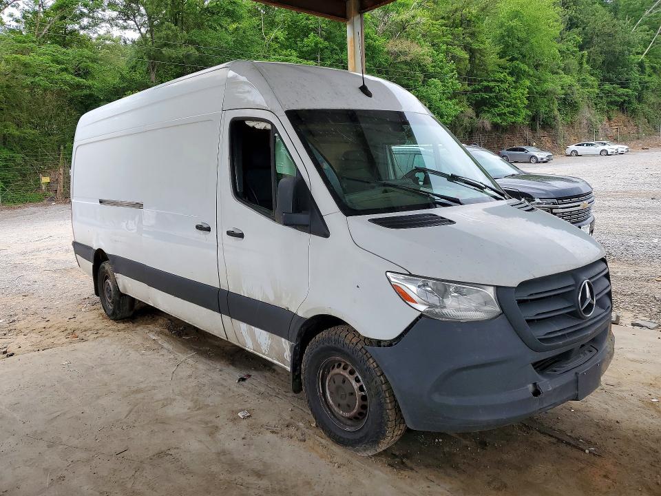 2021 Mercedes-benz VIN W1W40CHY5MT056098 COPART salvage auction — ROLLOVER, Al - Cert Of Title-Salvage Title, sold $5,200 on 2026-07-14 (photo 4)