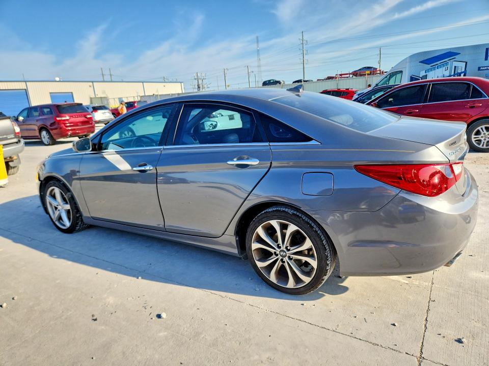 2013 Hyundai Sonata VIN 5NPEC4AB6DH719590 COPART salvage auction — FRONT END, Tx - Salvage Vehicle Title, sold $2,200 on 2026-07-10 (photo 2)
