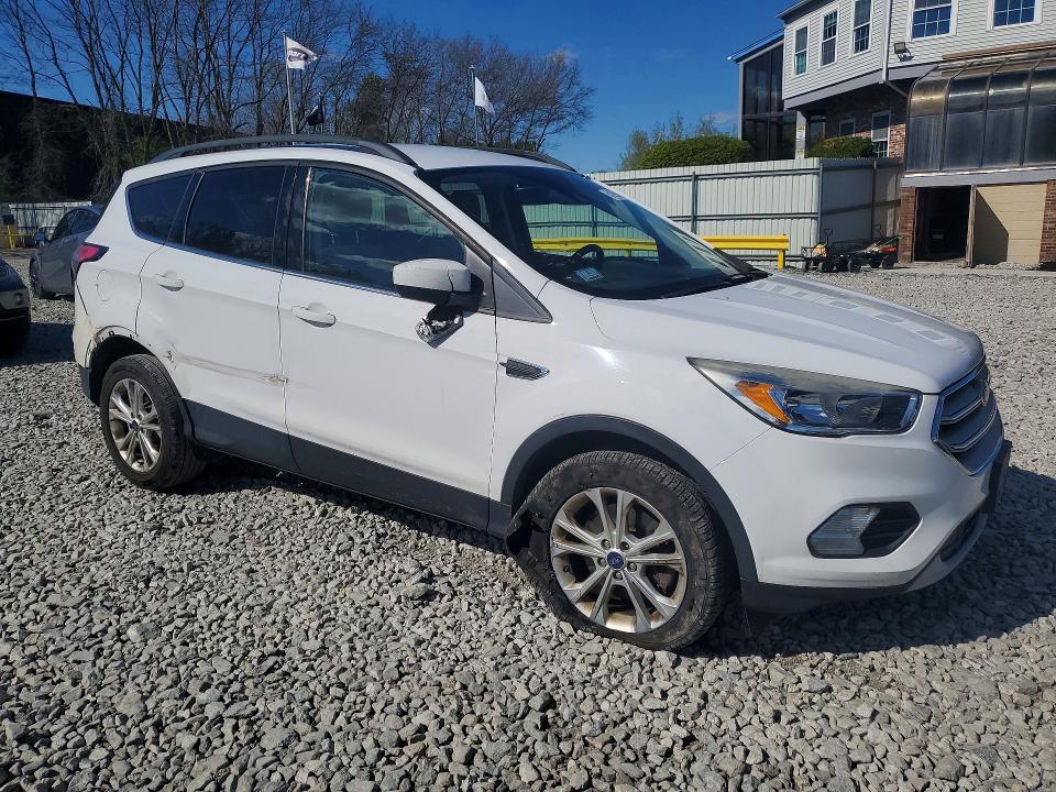 2018 Ford Escape VIN 1FMCU9GD1JUC88342 COPART salvage auction — REAR END, Salvage Title, sold $1,300 on 2026-07-29 (photo 4)