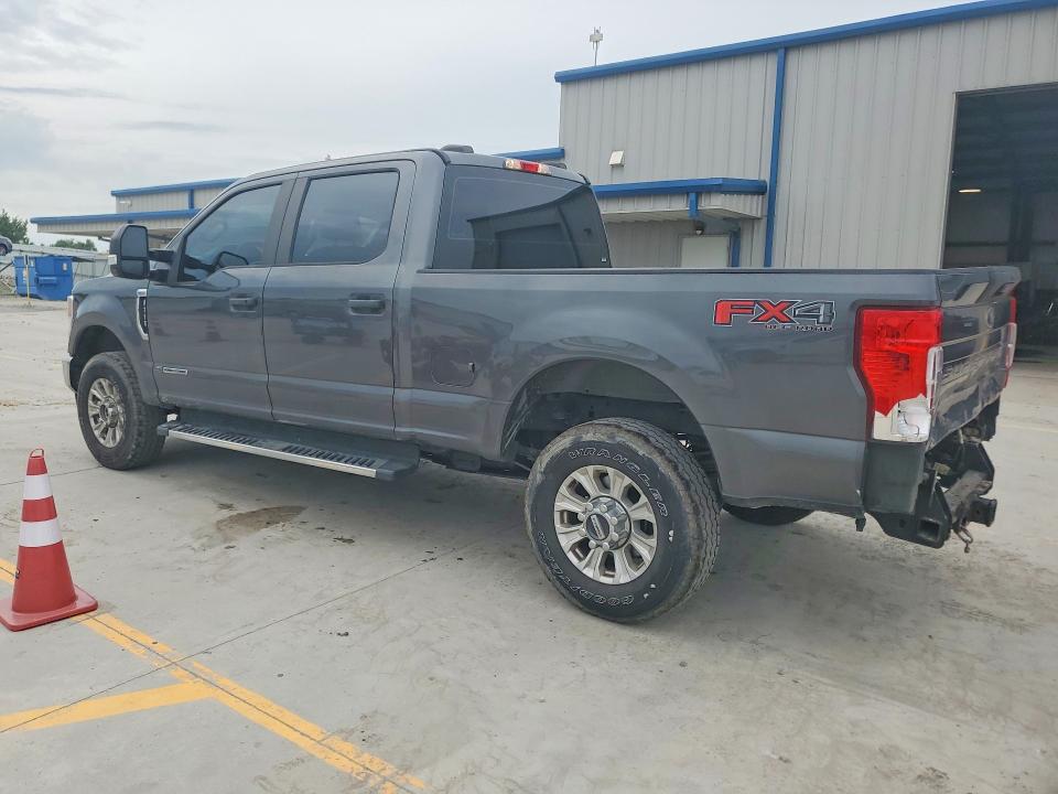 2020 Ford F350 VIN 1FT8W3BTXLEE17546 COPART salvage auction — REAR END, KY - CERT OF TITLE-SALVAGE, sold $28,250 on 2026-07-30 (photo 2)