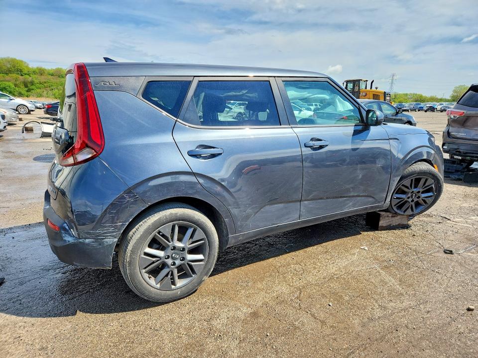 2021 Kia VIN KNDJ33AU8M7757238 COPART salvage auction — FRONT END, Il - Salvage Certificate, sold $3,150 on 2026-07-03 (photo 3)