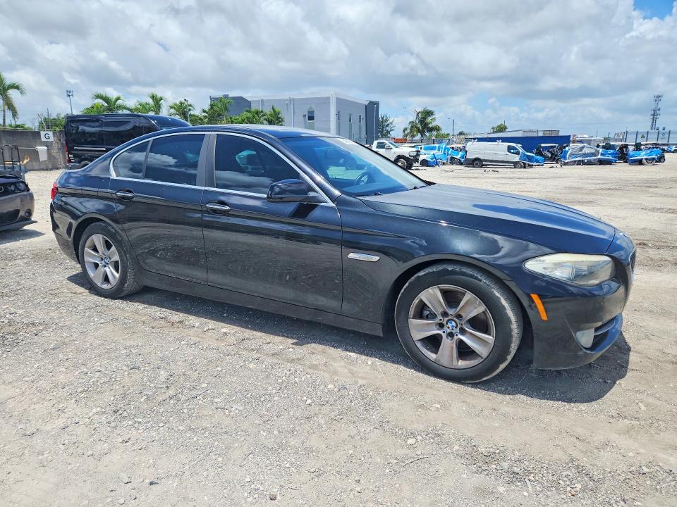2013 BMW VIN WBAXG5C5XDD229831 COPART salvage auction — MINOR DENT/SCRATCHES, Fl - Certificate Of Title, sold $825 on 2026-07-02 (photo 4)