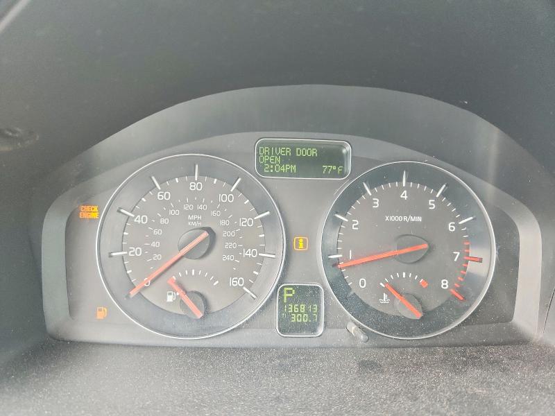 2009 Volvo C70 VIN YV1MC67219J070319 COPART salvage auction — MINOR DENT/SCRATCHES, Ca - Dis/Dlr/Exp Only Clean Title, sold $625 on 2026-07-29 (photo 9)