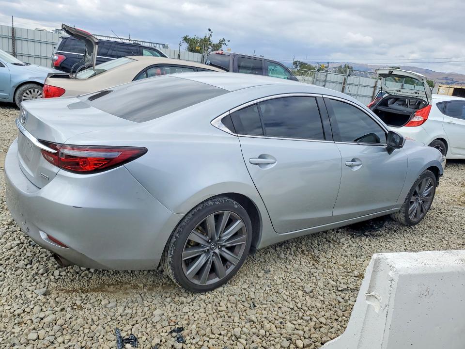 2018 Mazda 6 VIN JM1GL1VM3J1335109 COPART salvage auction — FRONT END, Salvage Title, sold $2,200 on 2026-07-16 (photo 3)