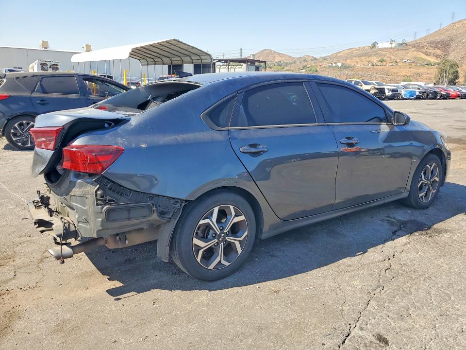 2021 Kia Forte VIN 3KPF24AD9ME346722 COPART salvage auction — REAR END, Ca - Salvage Certificate, sold $2,650 on 2026-07-02 (photo 3)