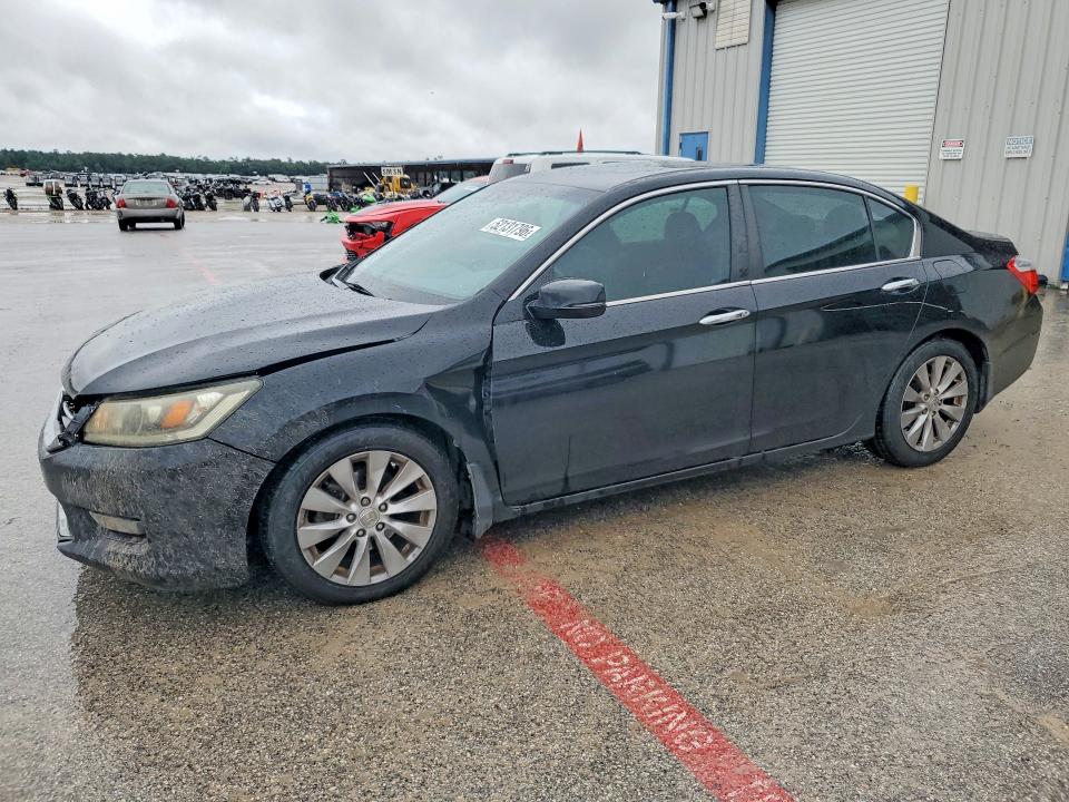 2014 Honda VIN 1HGCR2F89EA104243 COPART salvage auction — FRONT END, TX - CERTIFICATE OF TITLE, sold $1,950 on 2026-07-02 (photo 1)