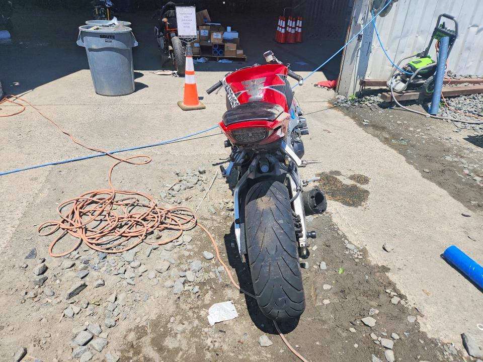 2011 Honda Cbr VIN JH2SC5942BK300107 COPART salvage auction — ALL OVER, Nj - Cert Of Title-Salvage, sold $500 on 2026-07-29 (photo 4)