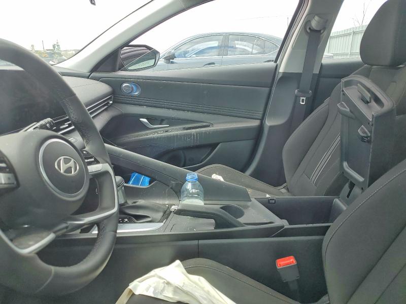 2025 Hyundai Elantra VIN KMHLM4DG1SU036920 COPART salvage auction — FRONT END, Qc - Gravement Accidente, sold $7,400 on 2026-07-07 (photo 7)