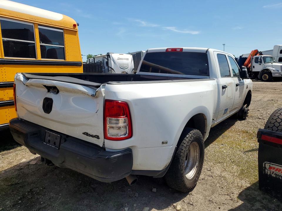 2023 Ram 3500 VIN 3C63RRGL8PG509502 COPART salvage auction — MINOR DENT/SCRATCHES, Fl - Certificate Of Title, sold $13,500 on 2026-07-28 (photo 3)