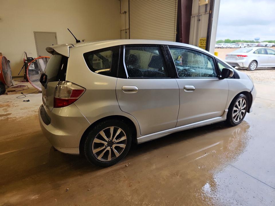 2013 Honda Fit VIN JHMGE8H51DC022302 COPART salvage auction — FRONT END, Tx - Certificate Of Title, sold $4,050 on 2026-07-07 (photo 3)