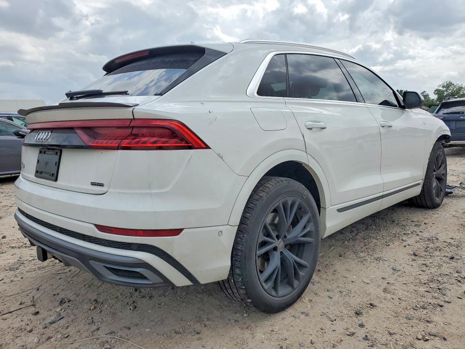 2021 Audi Q8 VIN WA1EVAF1XMD002490 COPART salvage auction — FRONT END, Tx - Salvage Vehicle Title, sold $17,600 on 2026-07-31 (photo 3)