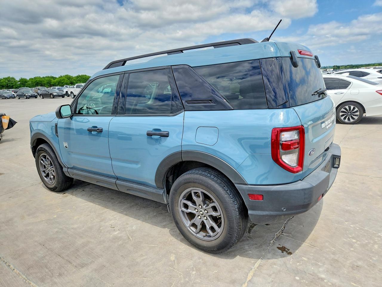 2022 Ford Bronco Sport VIN 3FMCR9B66NRD59235 COPART salvage auction — Side, TX - SALVAGE VEHICLE TITLE, sold $8,600 on 2026-07-09 (photo 2)